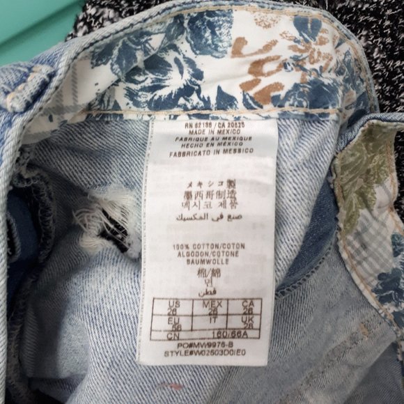 GUESS Distressed Light Wash Denim Jean Mini Skirt - Picture 12 of 12